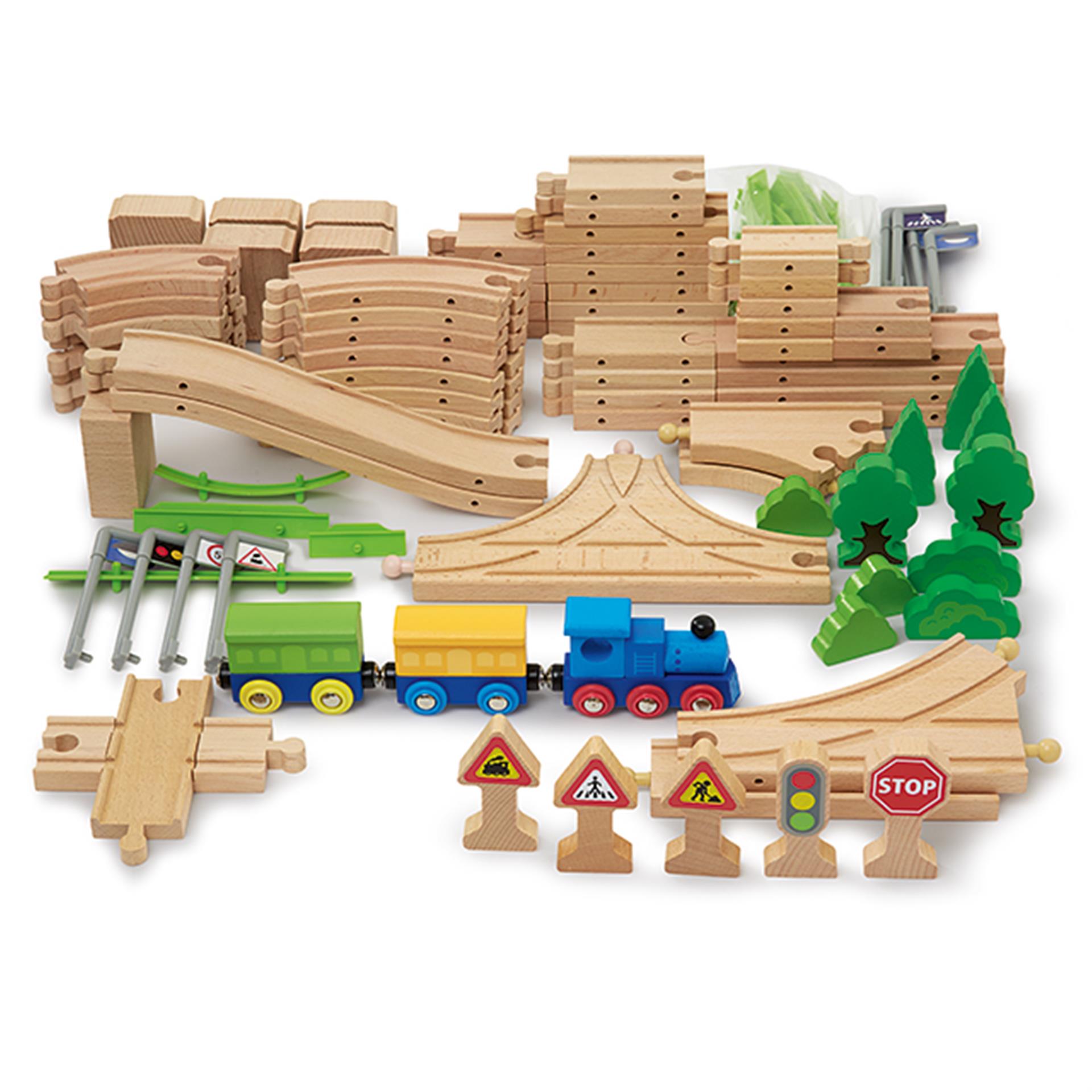 Train en bois, assortiment de rails et de routes