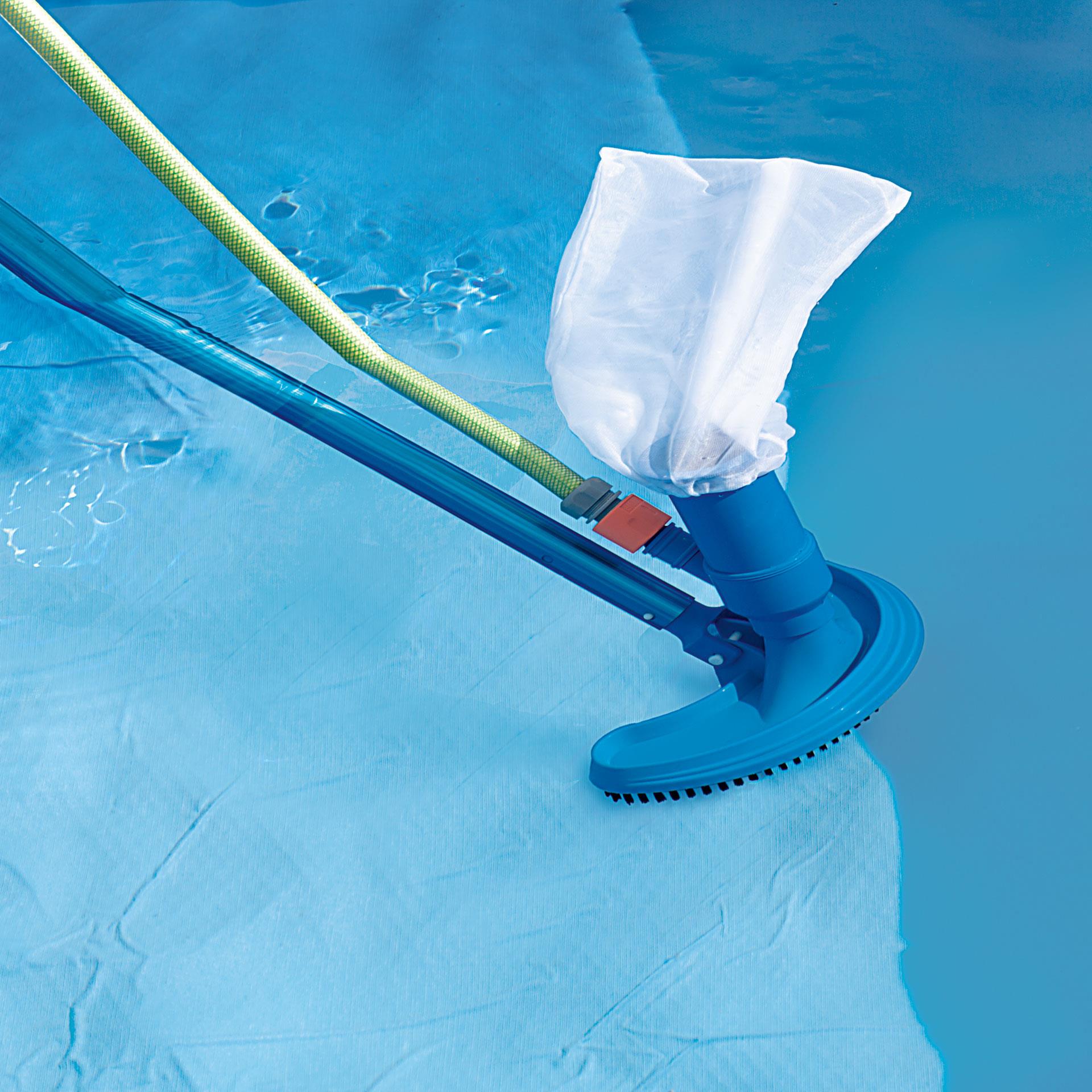 Aspirateur pour fond de piscine