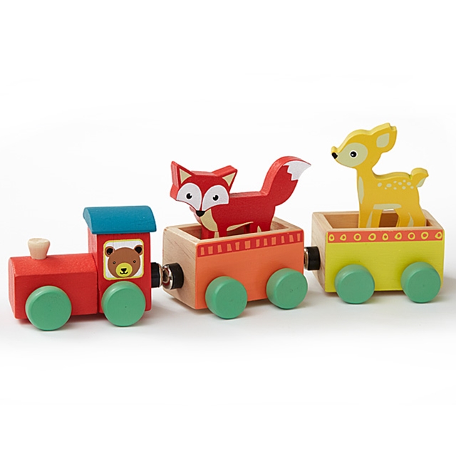 Train en bois avec petits animaux