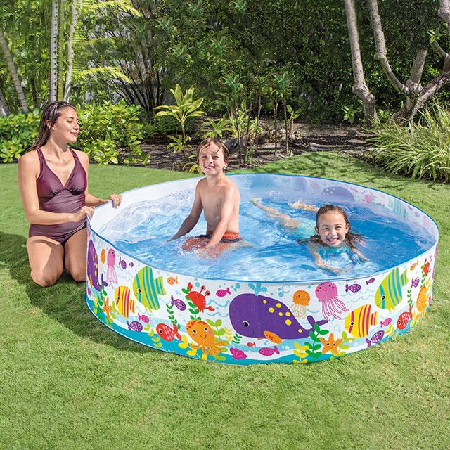 Accueil Piscine Pliable Une Petite Piscine En Caoutchouc