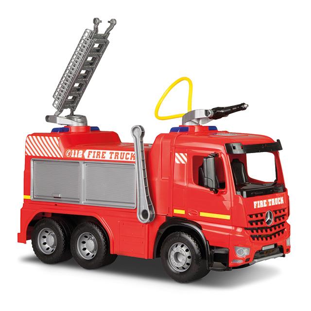 Super camion de pompiers avec pompe à piston