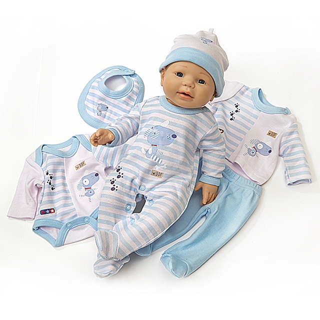 Poupée premiers vêtements à câliner Trendy Baby Love, 7 pces