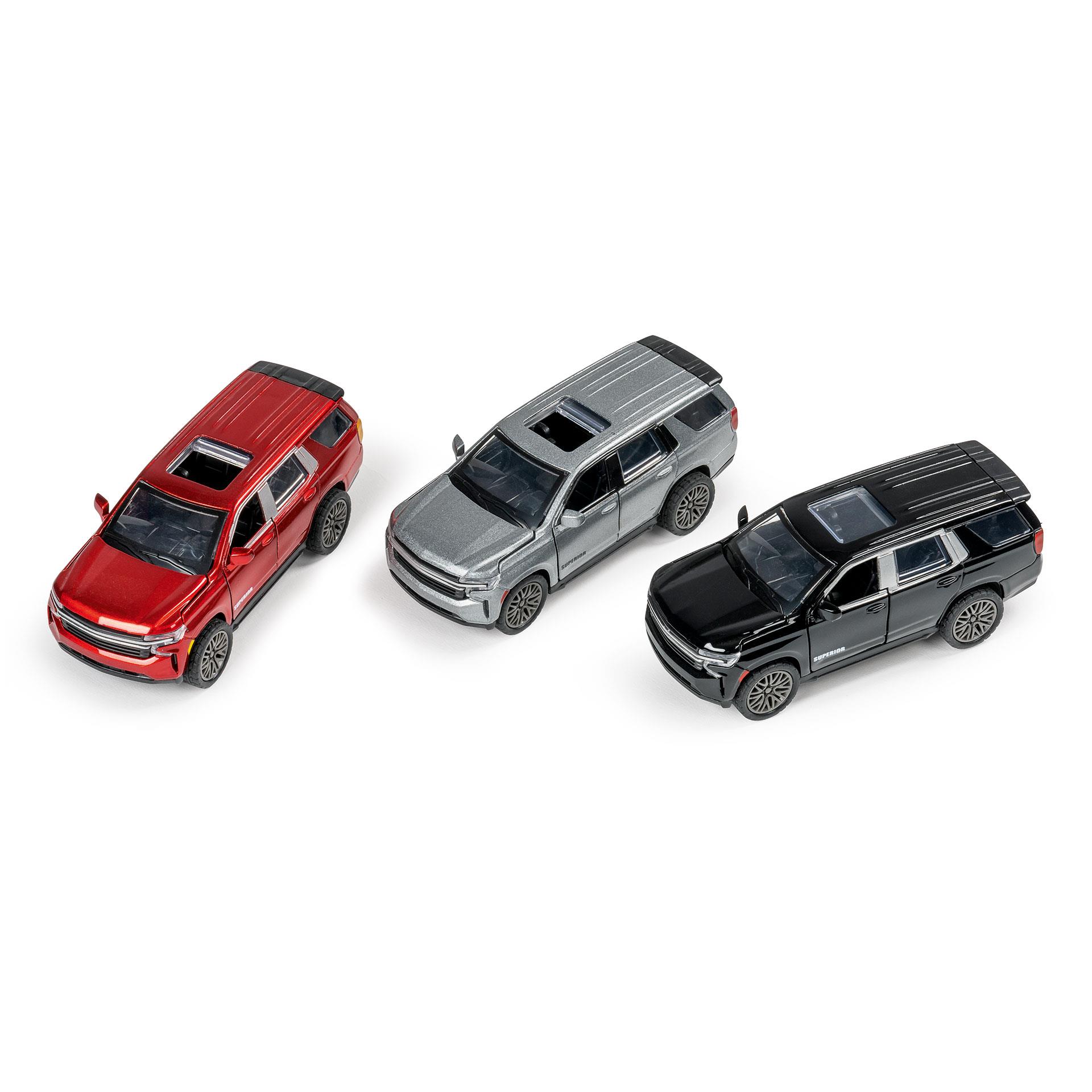 Set di 3 modellini di auto SUV. 1:32