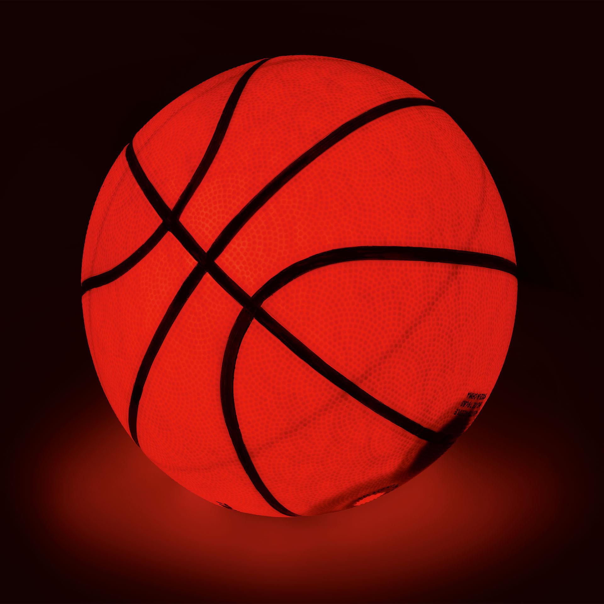 Basket-ball lumineux à LED pour le plaisir de jouer dans l'obscurité