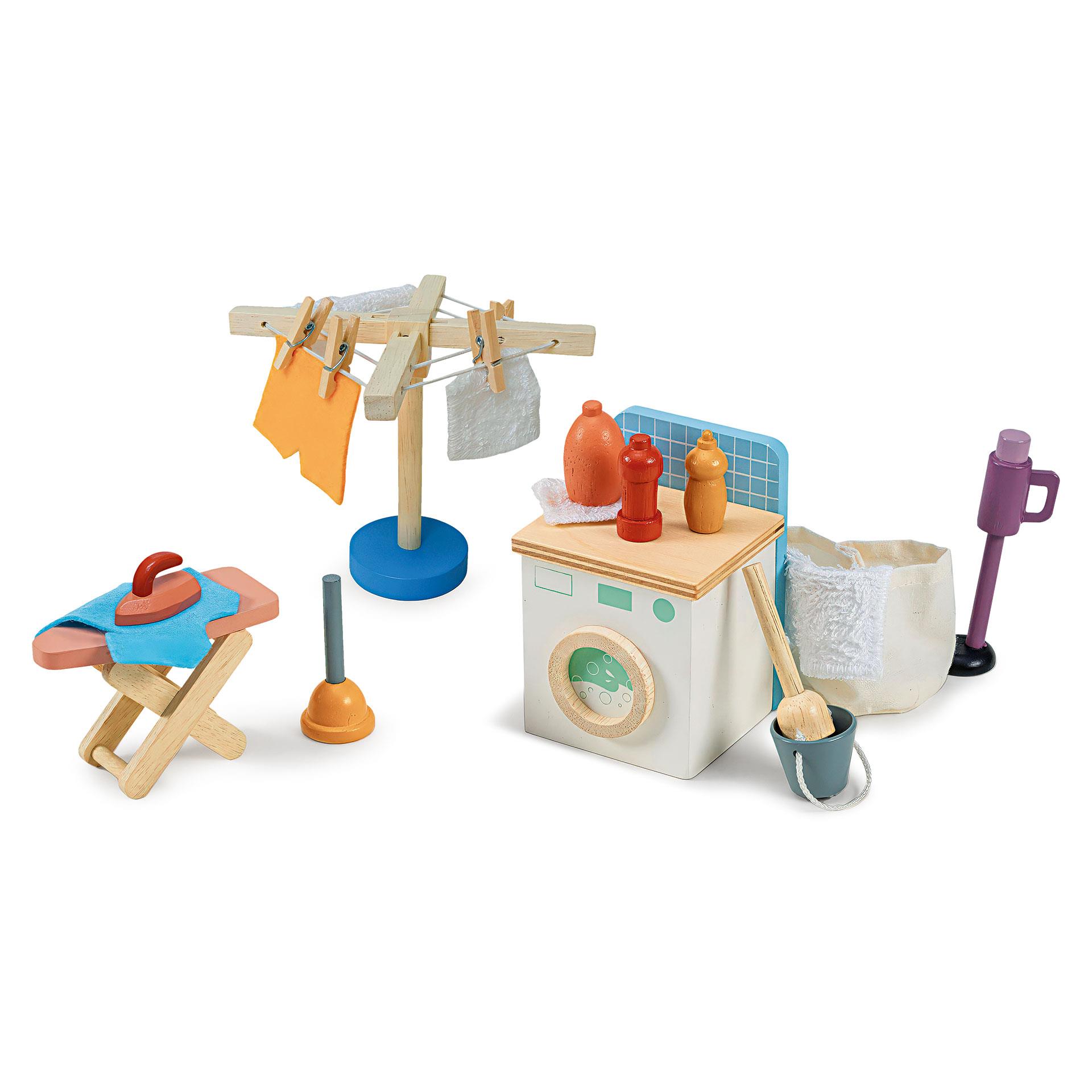 Mini-Waschküchenset für Puppenhaus mit Waschmaschine, Wäscheständer, Bügeleisen, Staubsauger und Zubehörteilen aus Holz und Textil