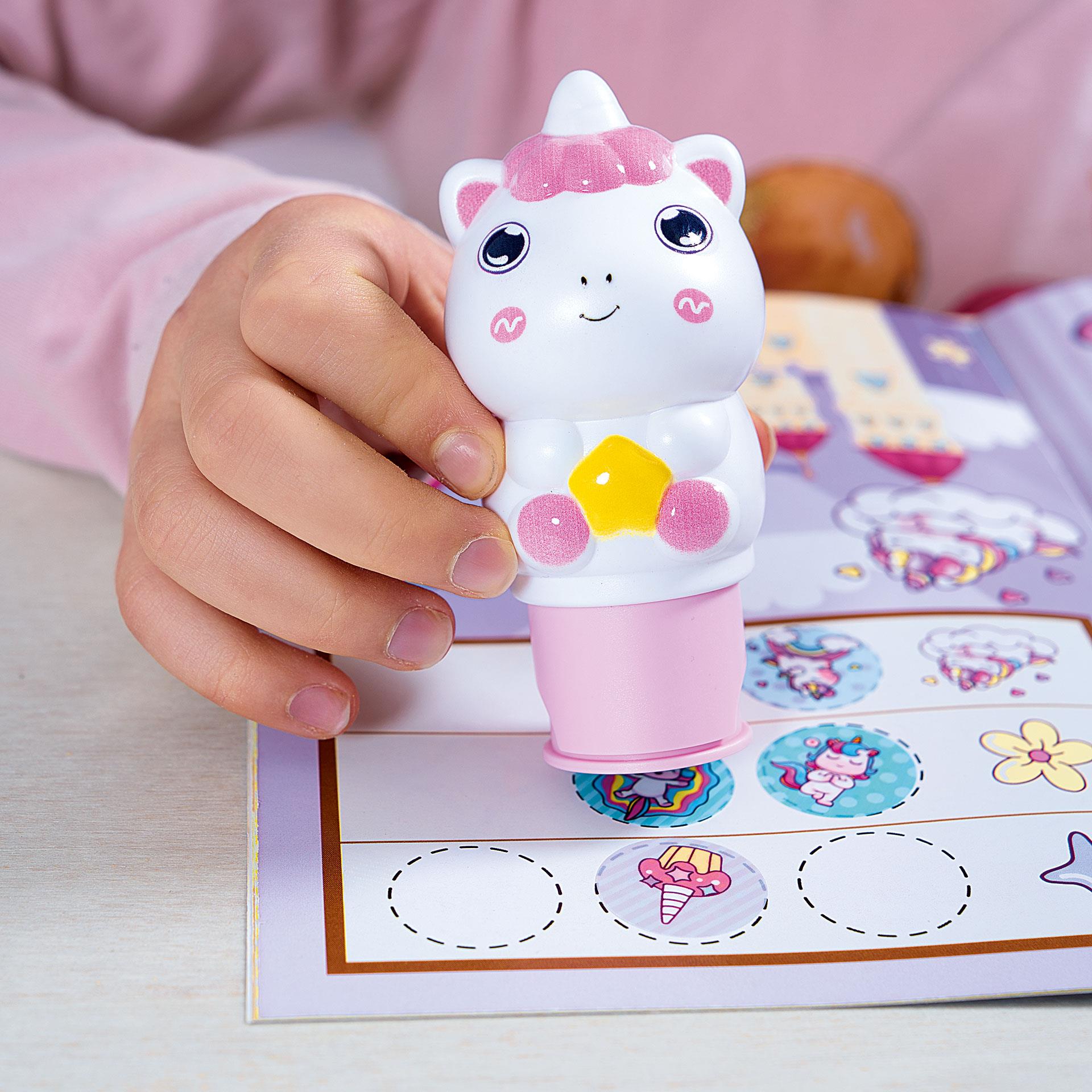Magic Sticker Stempel Einhorn mit Activity Heft und runden Stickern zum Stempeln und Einkleben
