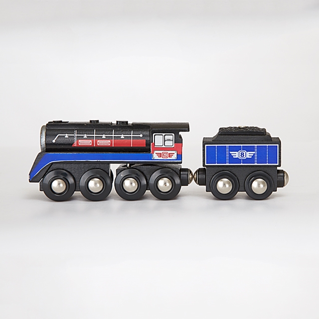 Locomotiva con tender in legno