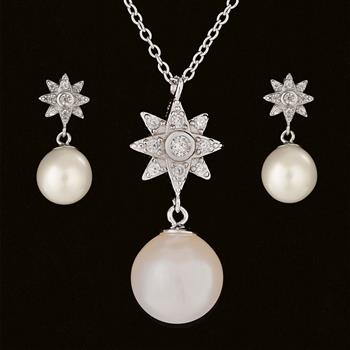 Parure avec pendentif étoile et perle et boucles d'oreilles d'Angelo Fortuna