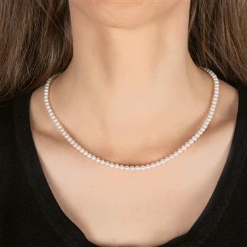 Collier de perles d'Angelo Fortuna d'une longueur de 45 cm