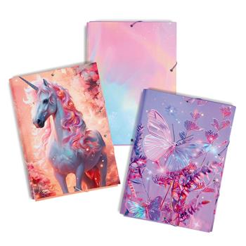 Tre cartelline per bambine con motivi di unicorno, farfalla e cielo misterioso con veli nebbiosi, elastici agli angoli e design robusto, ideali per conservare disegni e lavori manuali