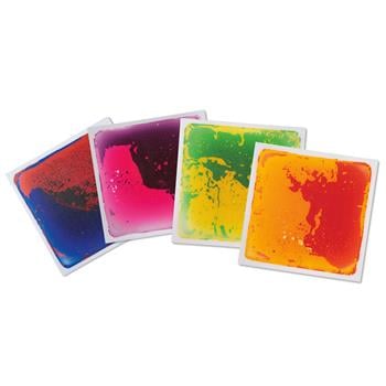 Bunte Sensorik Gelmatten mit flüssigem Inhalt in verschiedenen Farben, quadratisch, auf weissem Hintergrund in Verpackung dargestellt