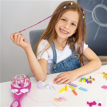 Elektrischer Haarflechter in Pink mit Zubehör-Set, inklusive Kamm, Gummis und bunten Perlen – ideal für kreative Kinderfrisuren