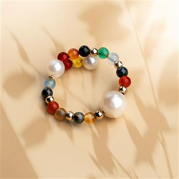 Anello con perle e agate colorate